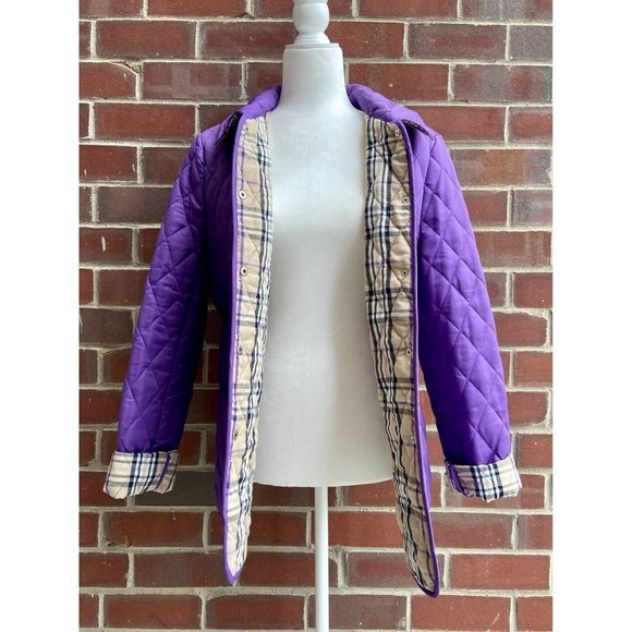 VINTAGE Purple Puffer Jacket with Checkered Lining - Picture 3 of 7